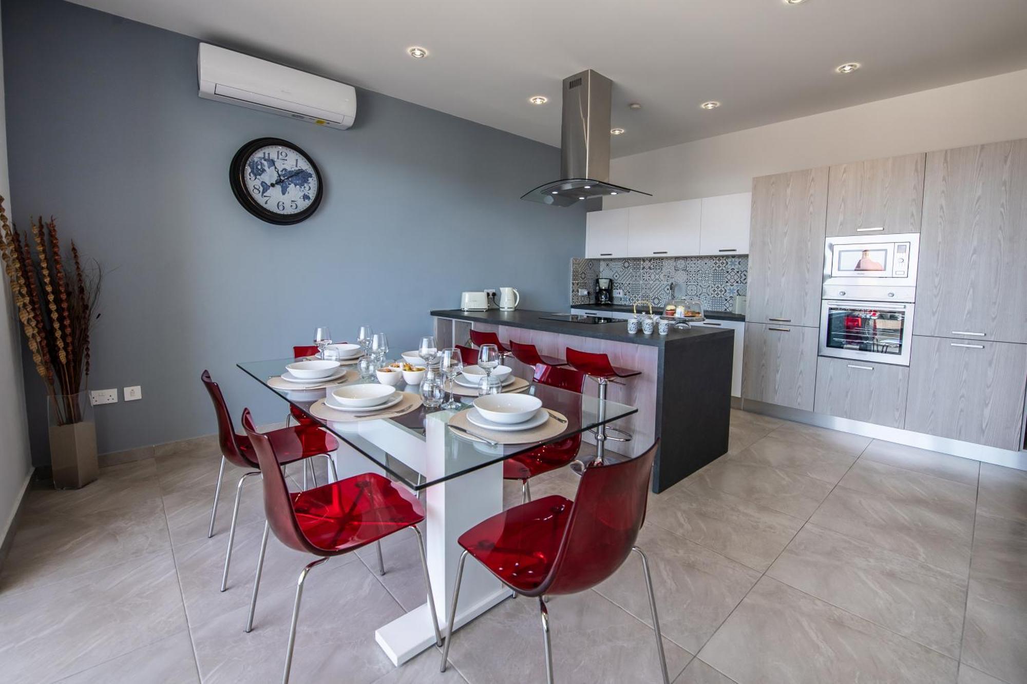 Clifftop Modern Apartment Mellieħa Buitenkant foto